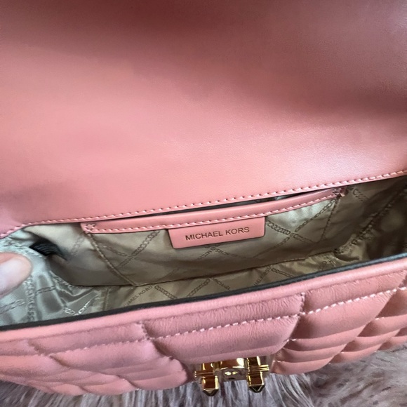 Michael Kors Quilted Pink and Gold Shoulder Bag - Picture 6 of 8